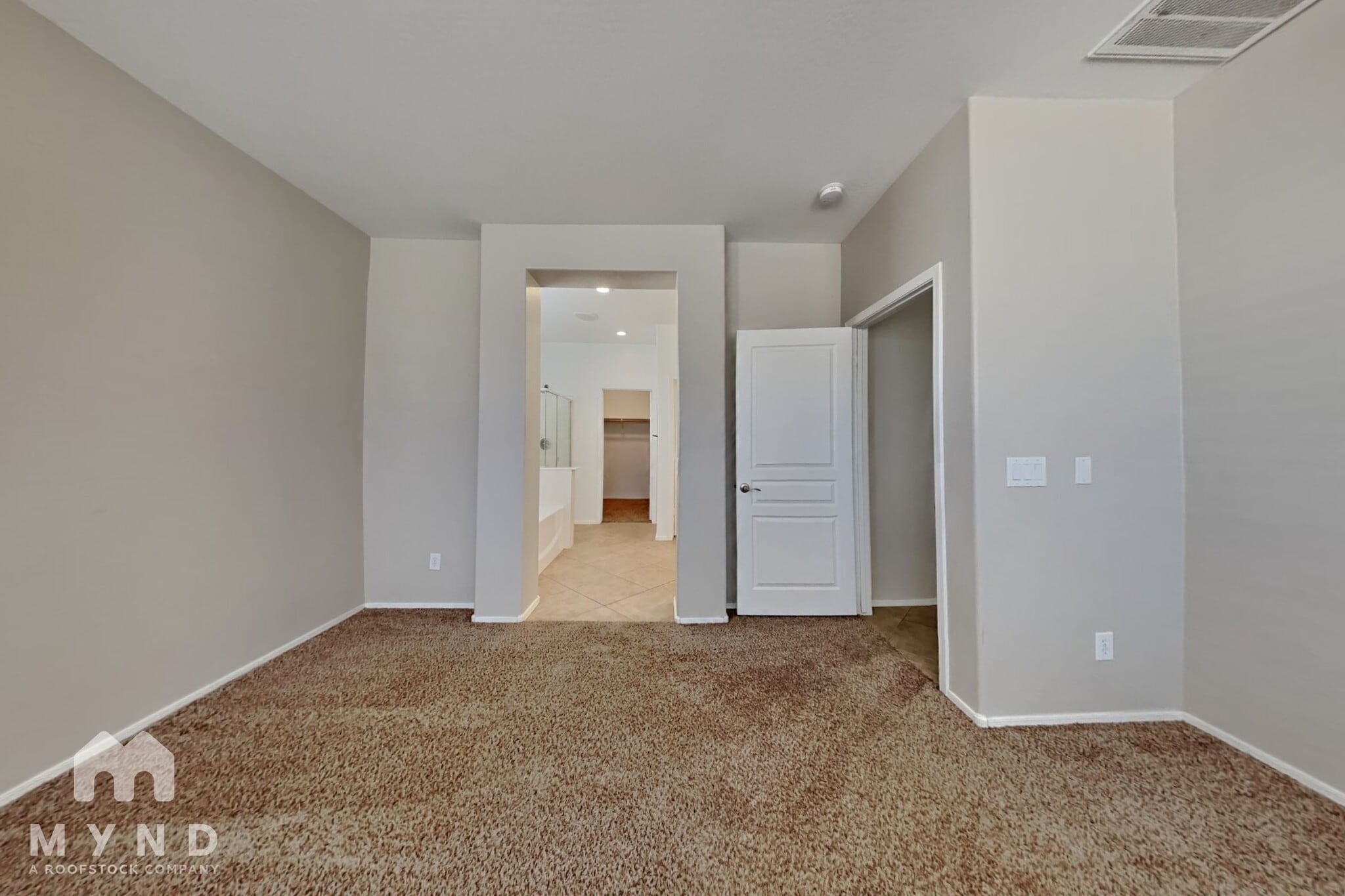Building Photo - 21549 E Lords Ct