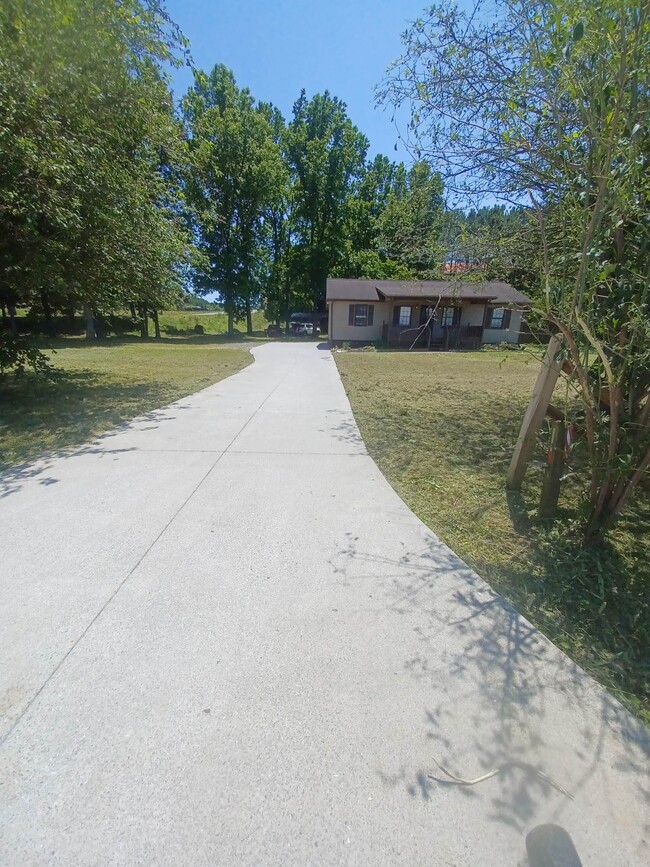 Exterior .75 acre with storage shed/playhouse - 86 Arnold Rd NW