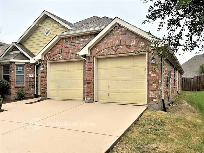Building Photo - 917 Lake Worth Trl