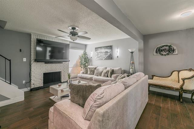 Building Photo - 4535 Alamosa St