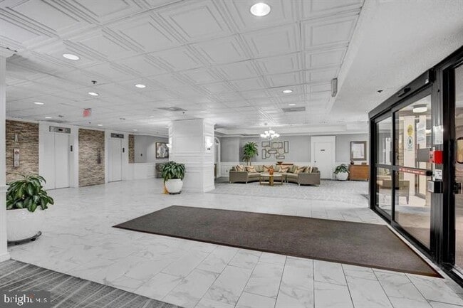Building Photo - 3330 N Leisure World Blvd