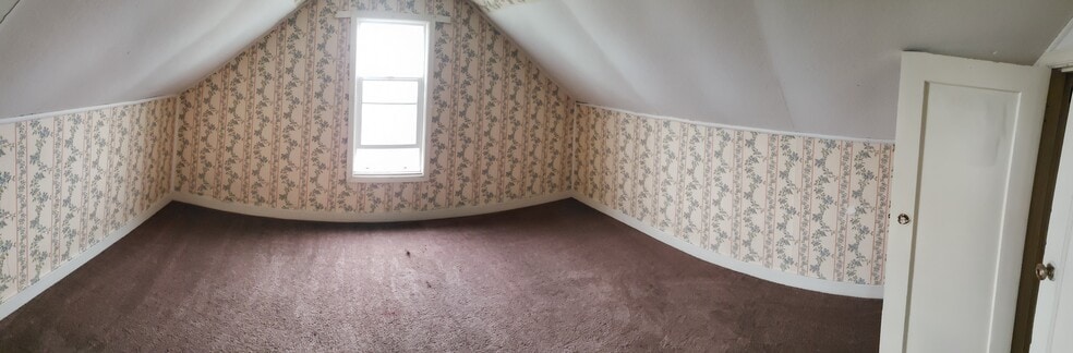 Building Photo - 2407 Ohio St