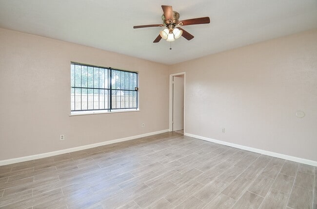 Building Photo - 4811 Raven Ridge Dr