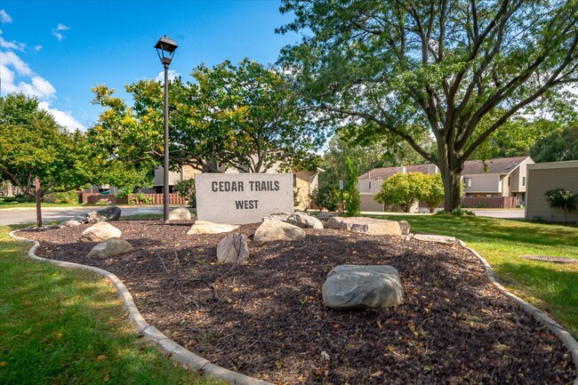 Townhome Association - 4745 Cedar Lake Rd S