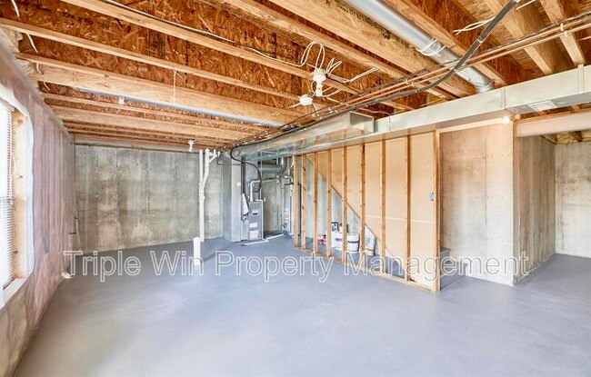 Building Photo - 152 Waterside Crossing Dr