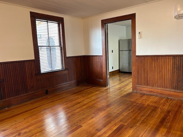 Building Photo - 1212 10th St