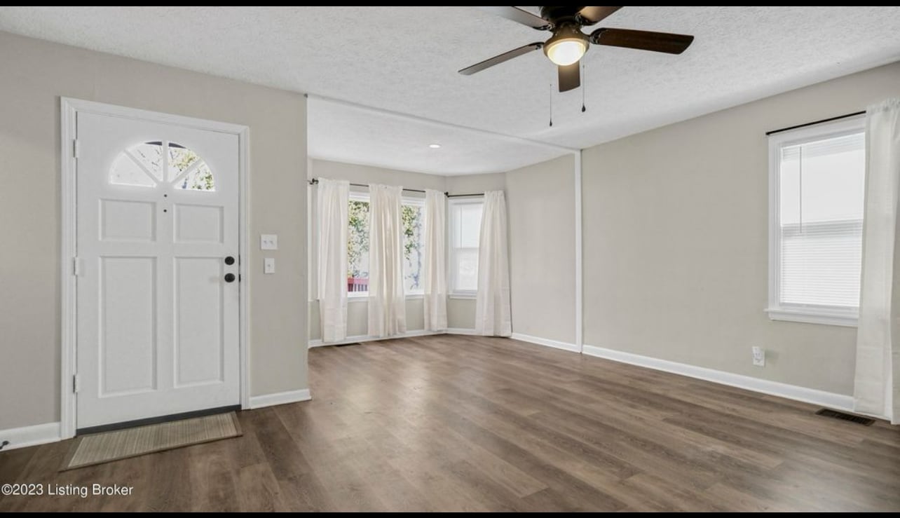 Building Photo - 626 Harris Pl