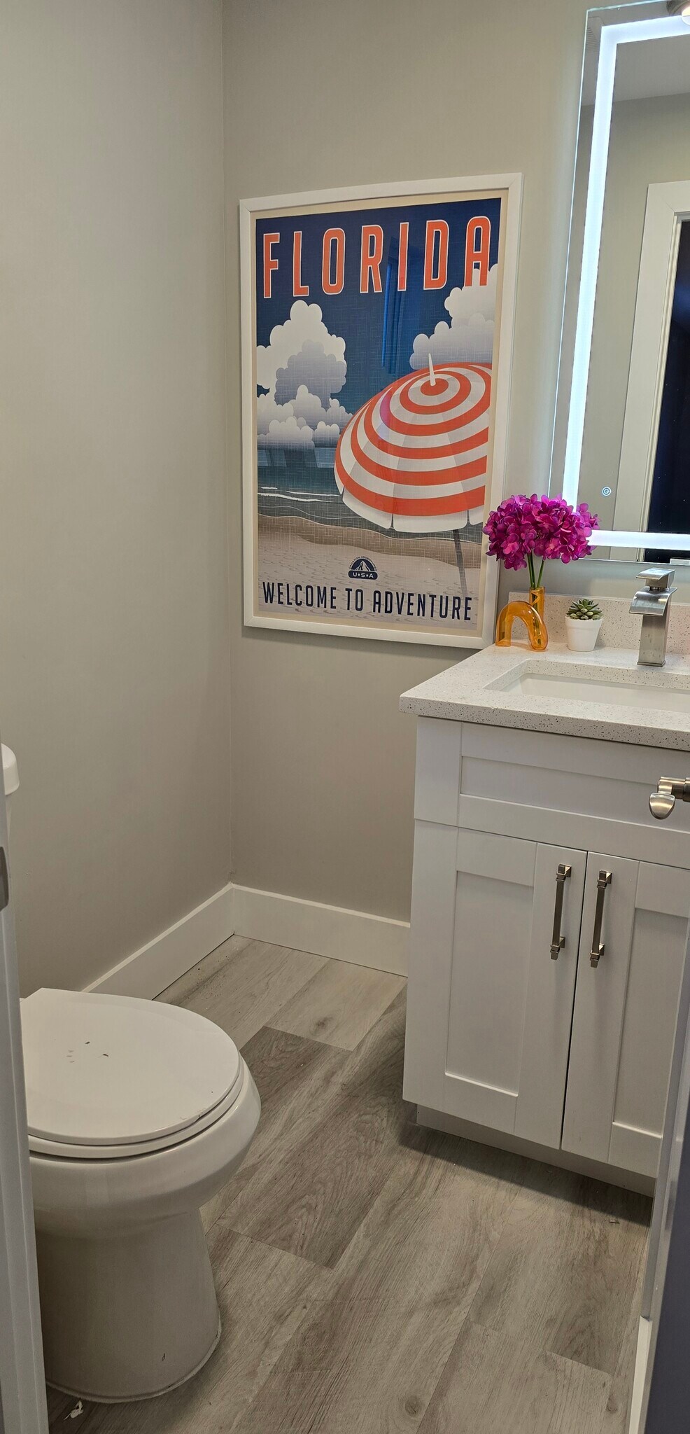 Building Photo - 27105 Center Ave