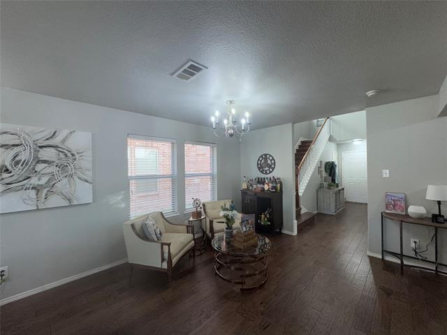 Building Photo - 1801 Willard Dr