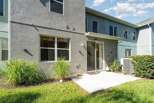 Building Photo - 10037 Moorshire Cir