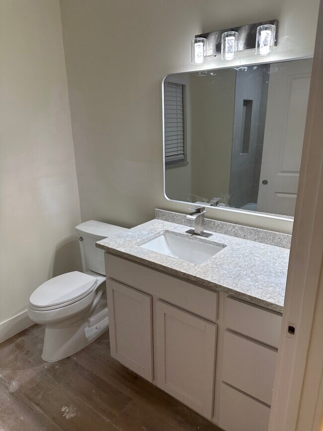 Building Photo - 3111 W Spruce St