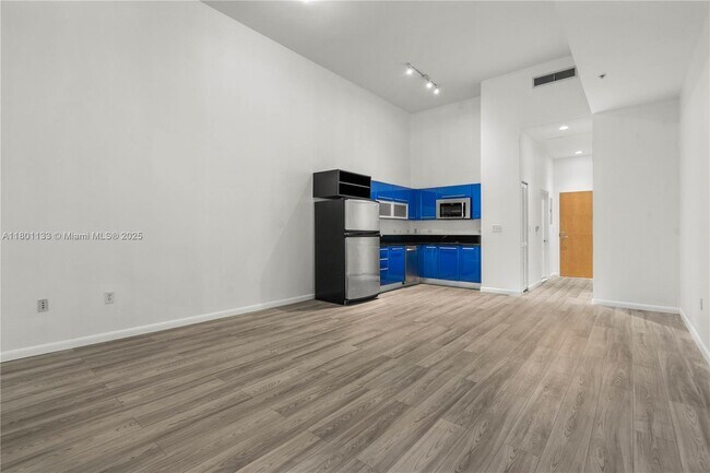Building Photo - 244 Biscayne Blvd