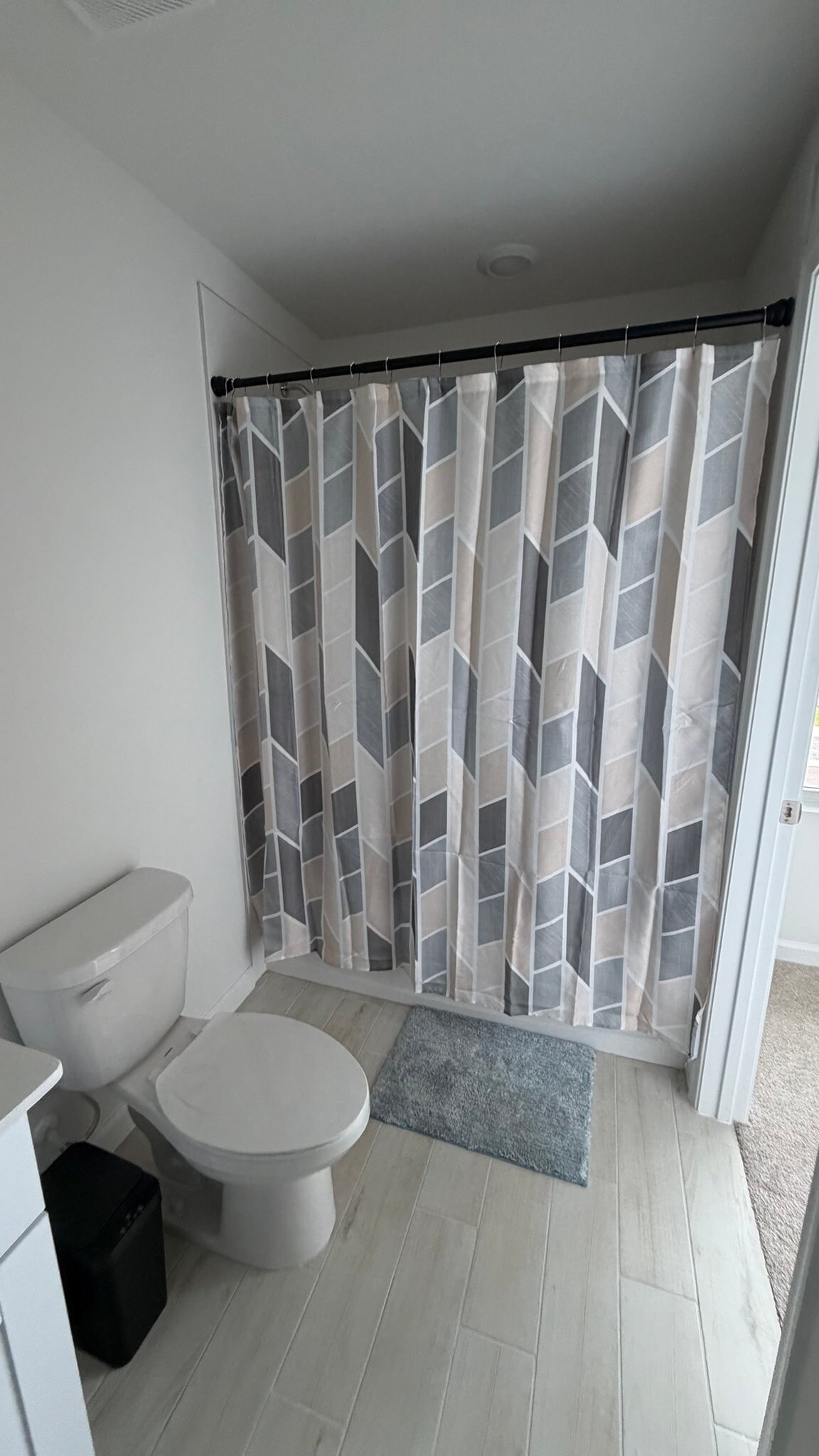 Building Photo - 540 Salisbury Cir