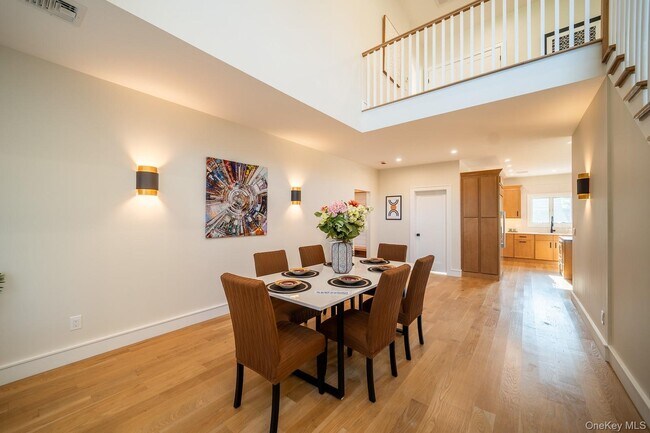 Building Photo - 60 Ramble Ln