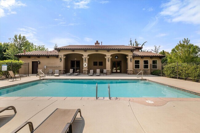 Building Photo - Luxury Furnished 4-Bedroom Home in Eagle's Bella Terra Neighborhood