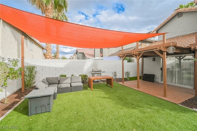 Building Photo - 1640 Crystal Shadows Cir