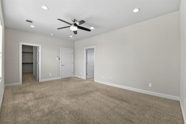 Building Photo - 2109 Winbern St