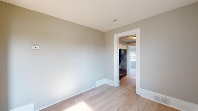 Building Photo - 1371 W 85th St