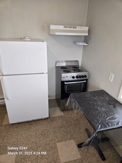 Building Photo - 323 S Chelan Ave