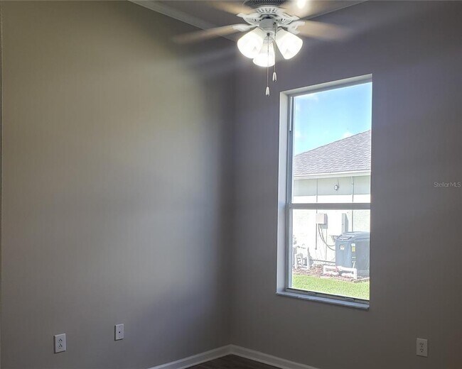 Building Photo - 25638 Ferdinand Ct