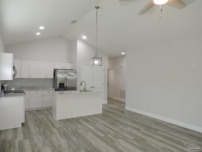 Building Photo - 5308 Cambria Dr