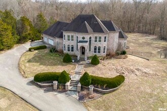 Building Photo - 3115 W Striegel Rd