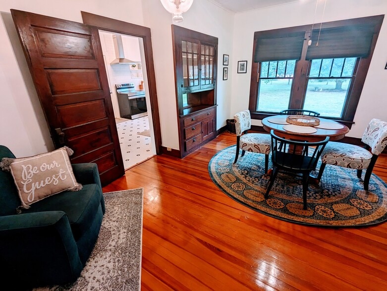 Dining room with built dinnerware built in - 1114 E Old Pass Rd