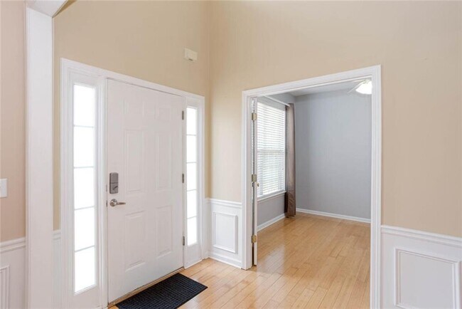 Building Photo - 3008 Donamire Ave NW