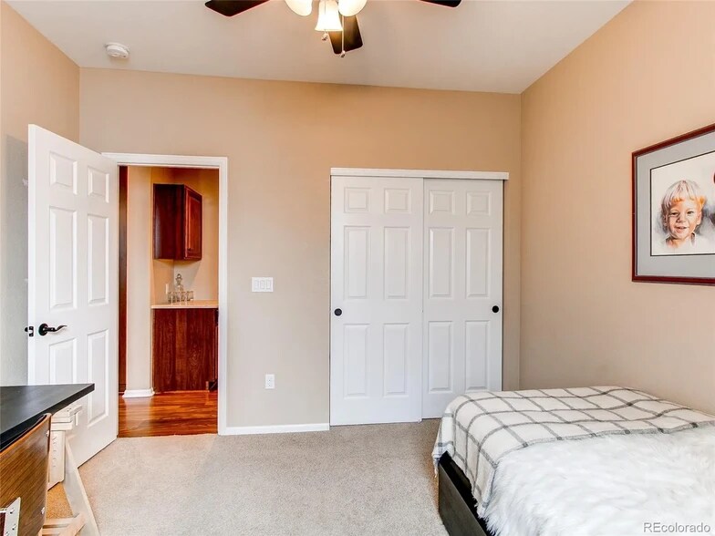 Building Photo - 9398 Loggia St