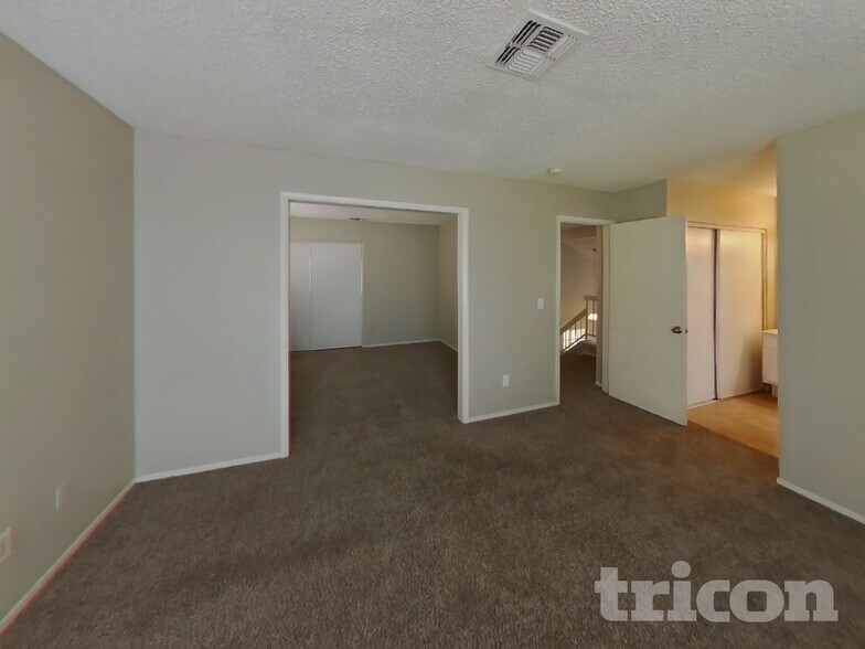 Building Photo - 509 Coco Palms Ave