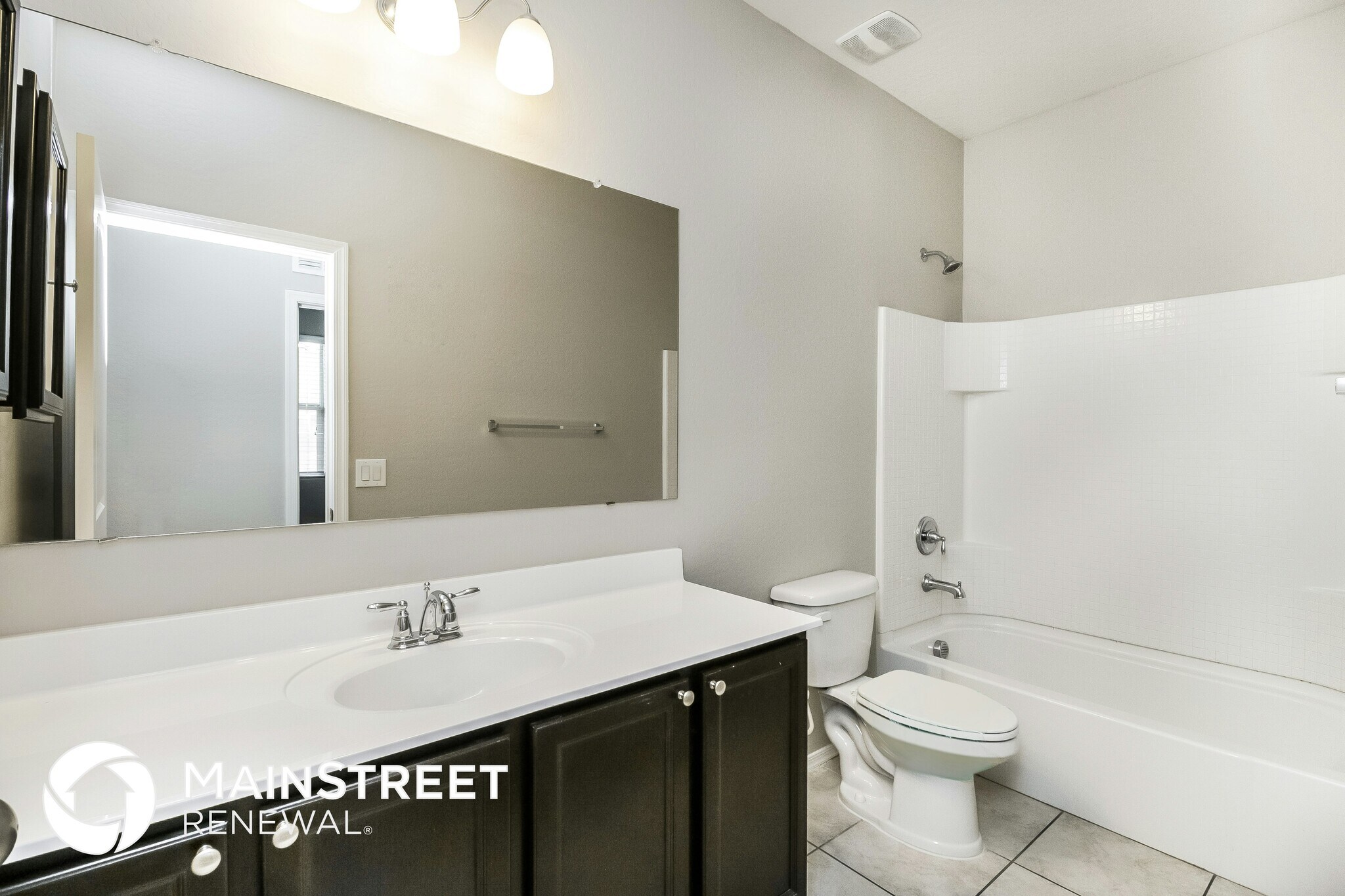 Building Photo - 2920 W Jessica Ln