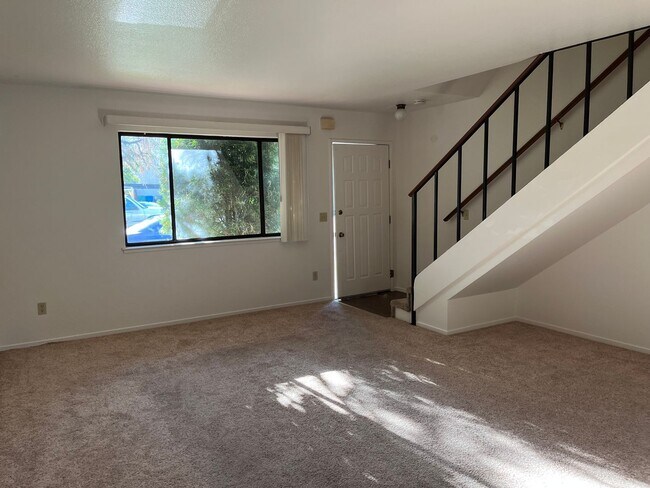 Building Photo - SouthMainStreet -4plex