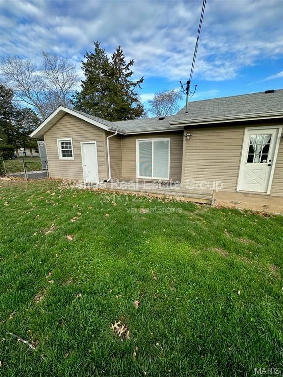 Building Photo - 908 Center Ct