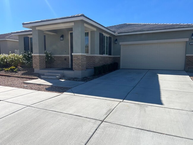 Building Photo - 3 Bedroom Plus Bonus Room Single Family Ho...