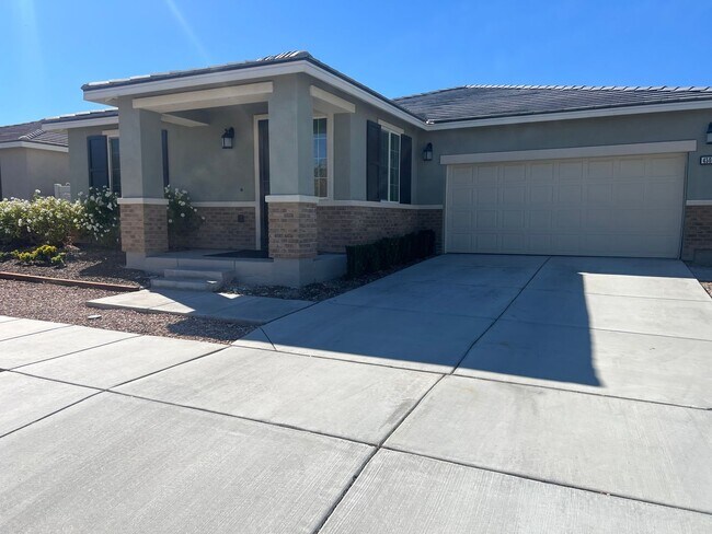 Building Photo - 3 Bedroom Plus Bonus Room Single Family Home For Rent in West Lancaster