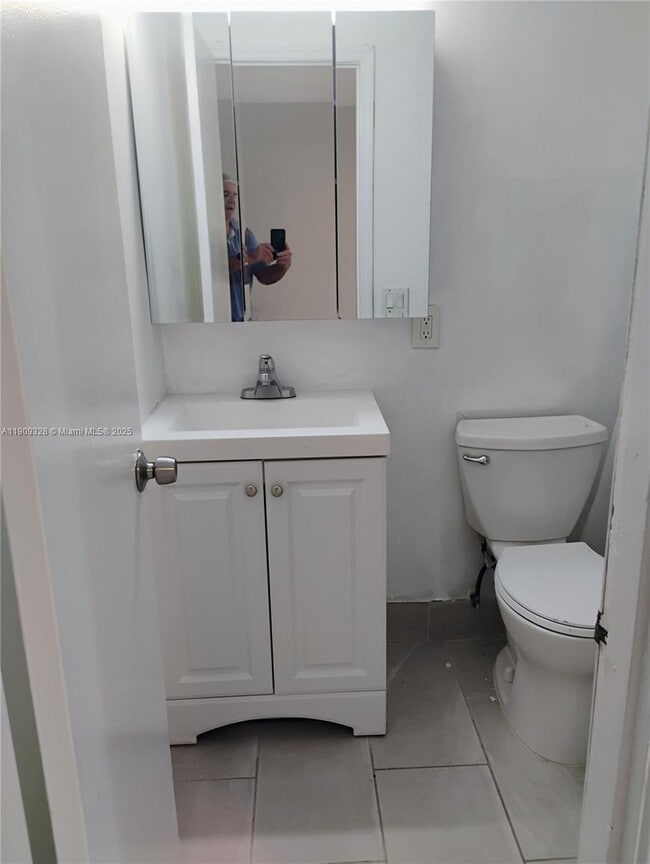 Building Photo - 4020 Funston St