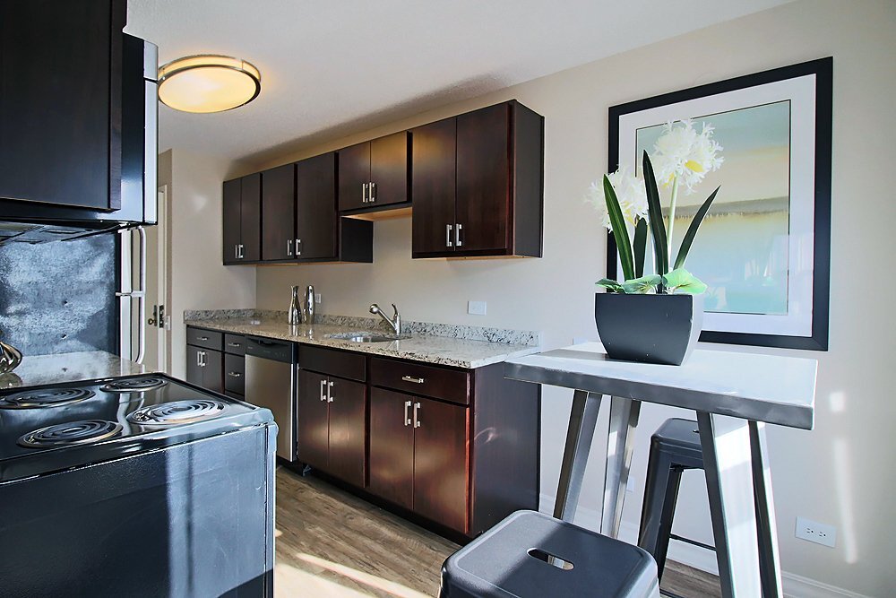 Building Photo - 32 E Pearson St