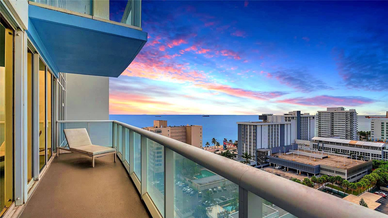 Building Photo - 3101 Bayshore Dr