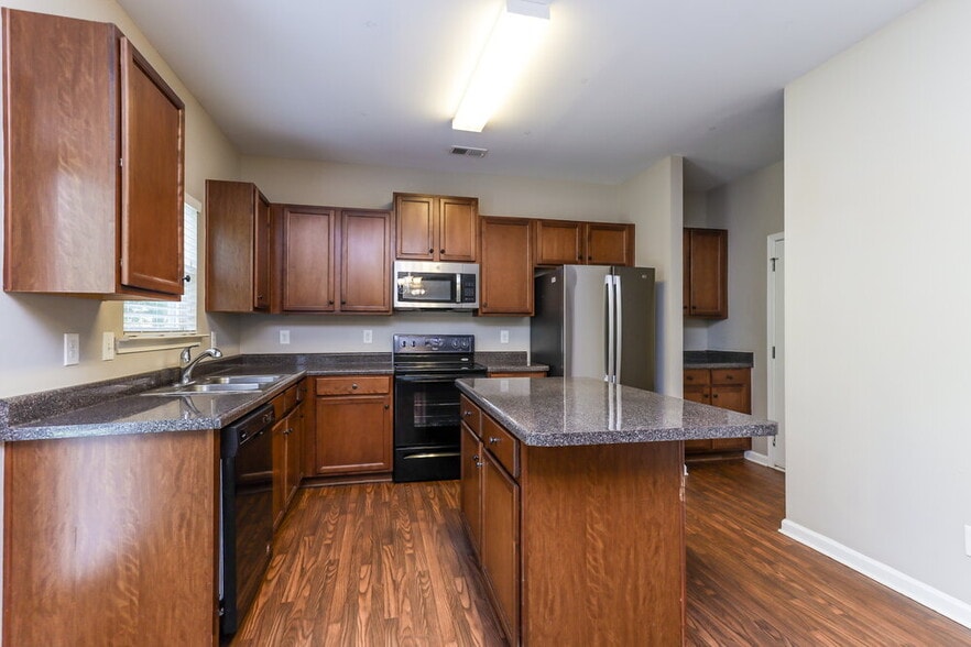 Building Photo - 137 Centerra Springs Dr