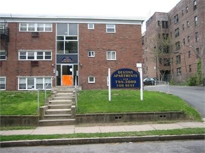 Building Photo - 152 S Munn Ave
