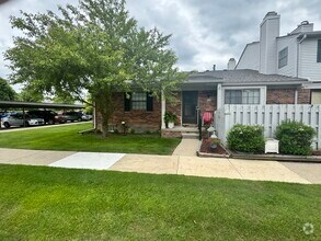 Building Photo - 43598 Arbor Way W