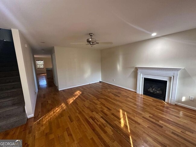 Building Photo - 685 Garibaldi St SW