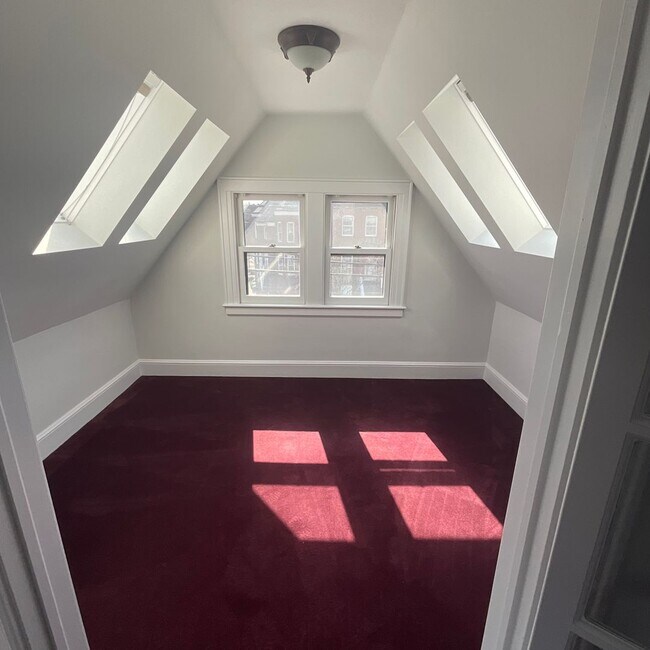 Building Photo - 0 Macdonough Place