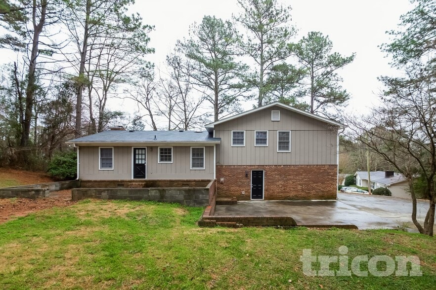 Building Photo - 4273 Ipwich Ct SW