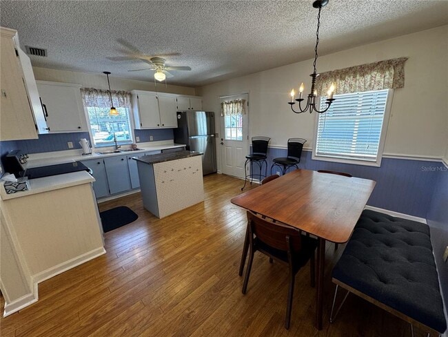 Building Photo - 1218 Pompano Ln