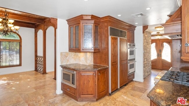 Building Photo - 12841 Landale St