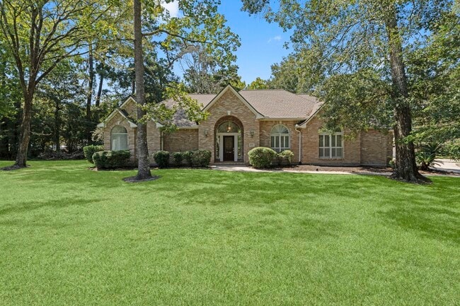 Building Photo - 15456 Pin Oak Dr