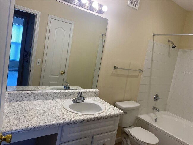 Building Photo - 10559 Villa View Cir