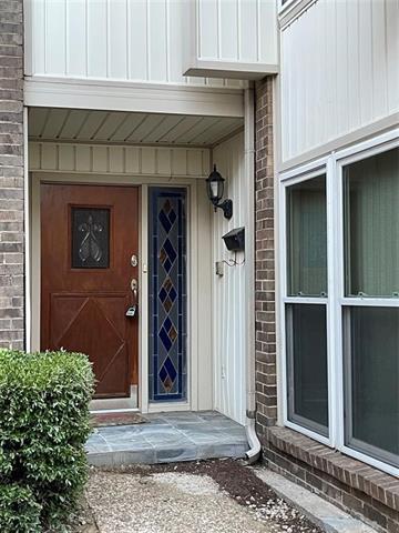 Building Photo - 2976 Buttonwood Dr