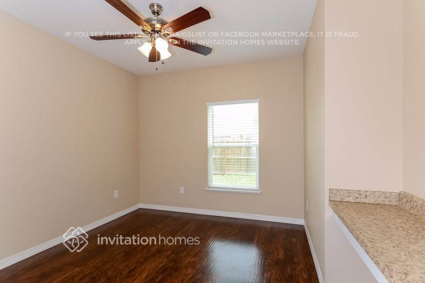 Building Photo - 5186 Deltona Blvd